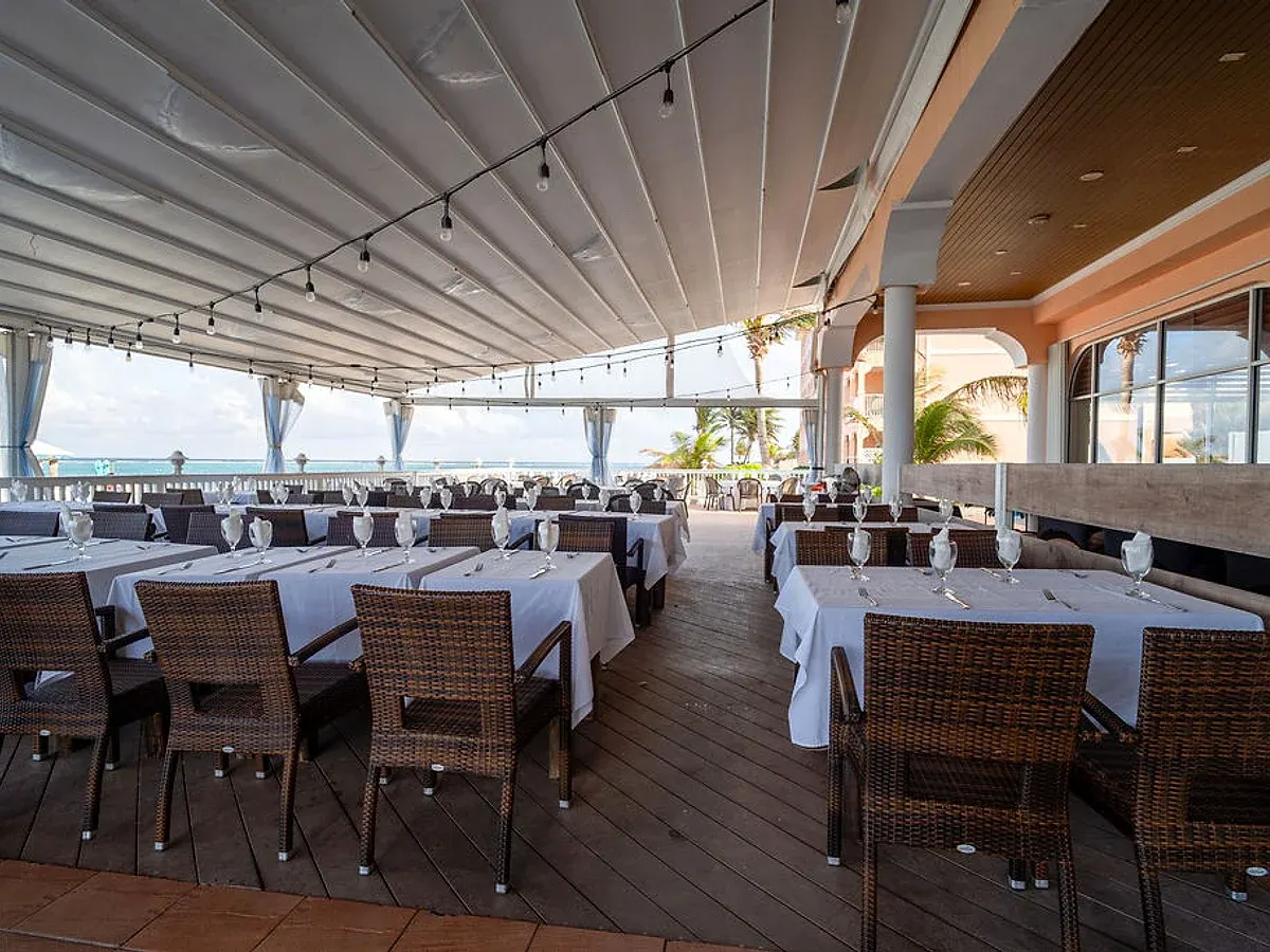 Dine at Morritt's